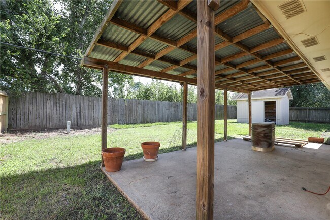 Building Photo - 2703 Heritage Colony Dr