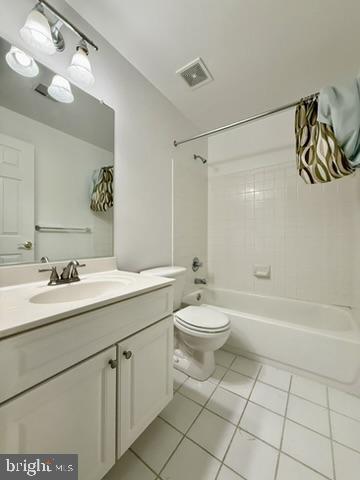 Building Photo - 832 Stonehurst Ct