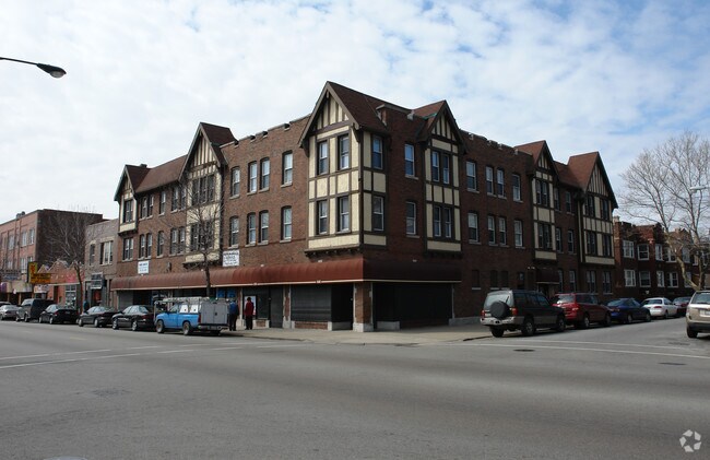 Primary Photo - 22 Units /// Park Manor