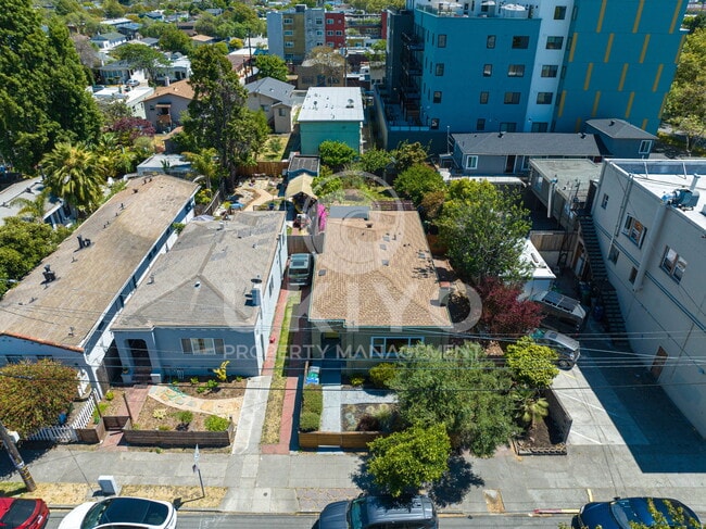 Building Photo - 1108 Dwight Way