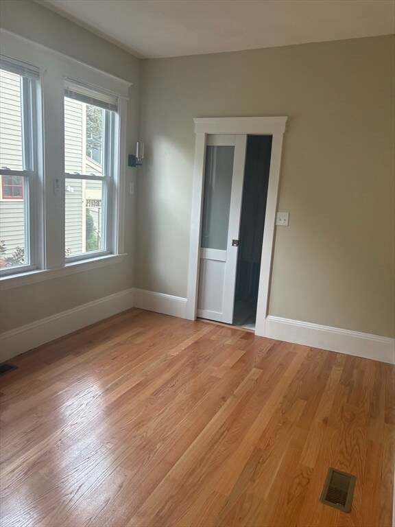 Building Photo - 14 Fairview St