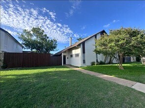 Building Photo - 13509 Red Fern Ln