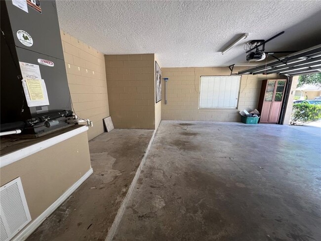 Building Photo - 1590 Cherry Lake Way