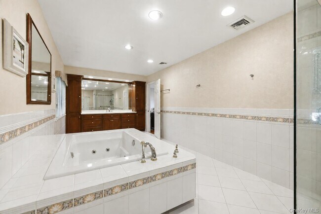 Building Photo - 9 Kanes Ln