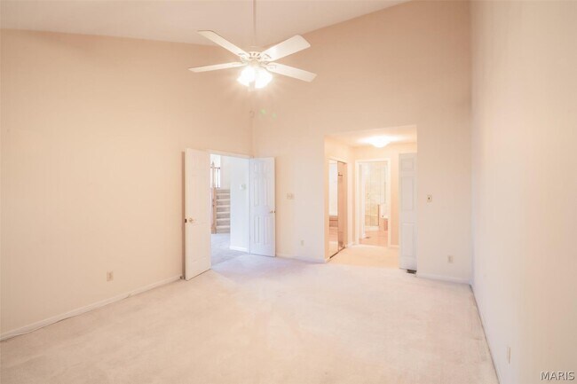 Building Photo - 3309 Lower Lakes Estates Dr