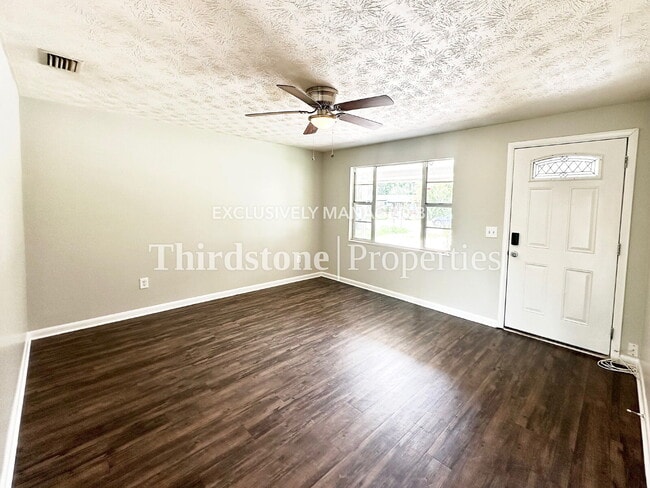 Building Photo - 4516 Key Woodley Dr S
