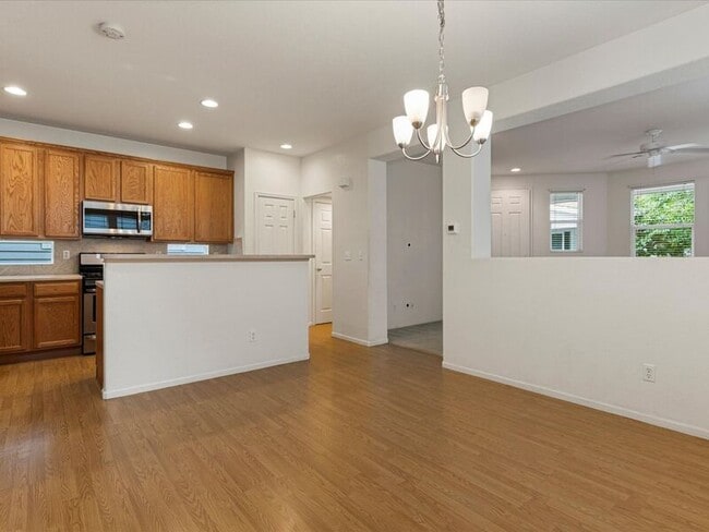 Building Photo - 8854 E 29th Pl