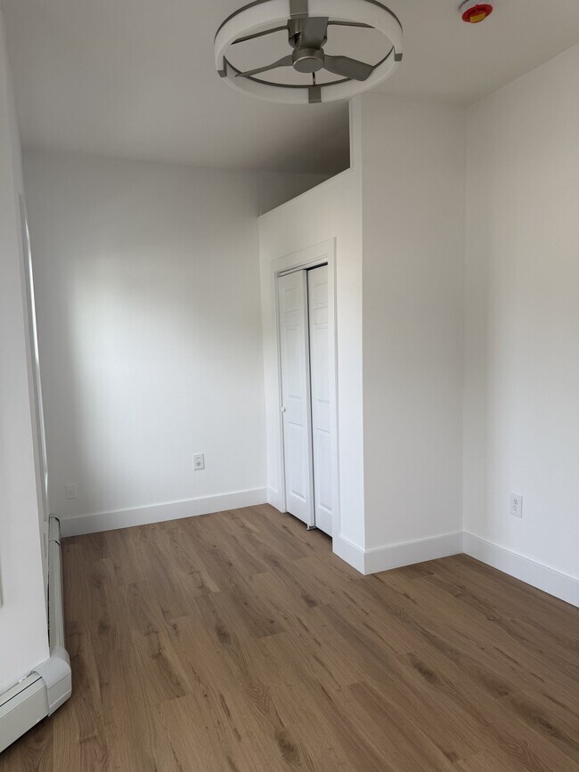 Building Photo - 125 Armstrong Ave