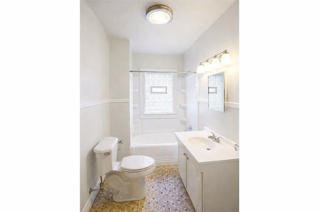 Building Photo - 4716 Guilford Ave