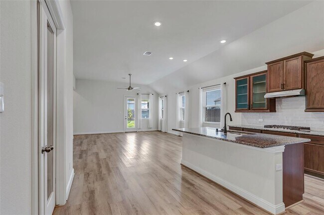 Building Photo - 15342 Majestic Knight Dr