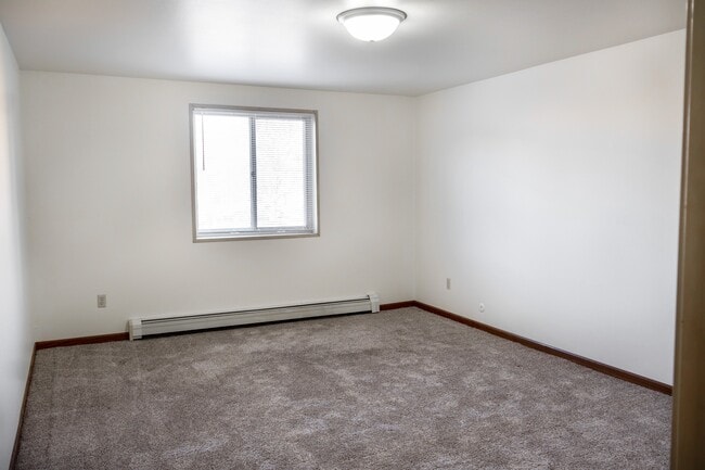 Building Photo - The Gallery Apartments