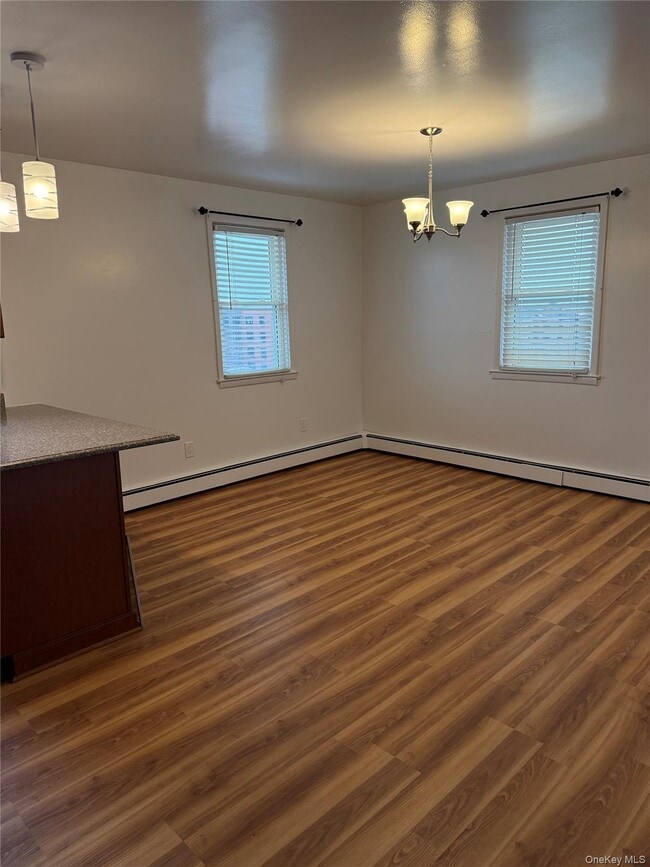 Building Photo - 167 Lincoln Ave