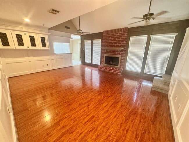 Building Photo - 3247 Little Bear Dr