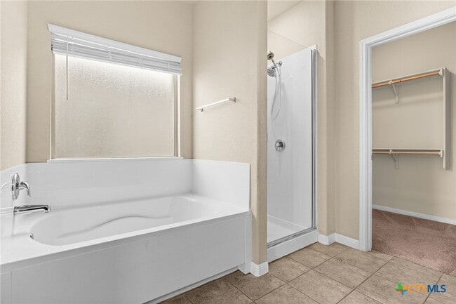 Building Photo - 3411 Aubree Katherine Dr