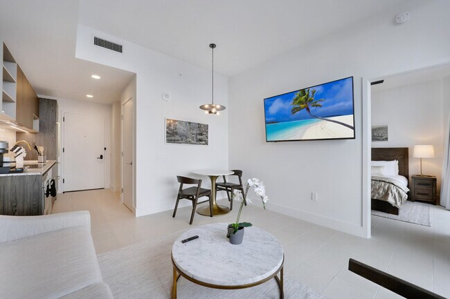 Primary Photo - 215 SW 5th Ave