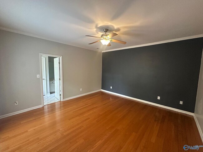 Building Photo - 114 Canterbury Dr