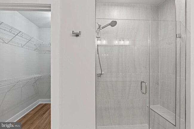 Building Photo - 1704 Bandit Loop