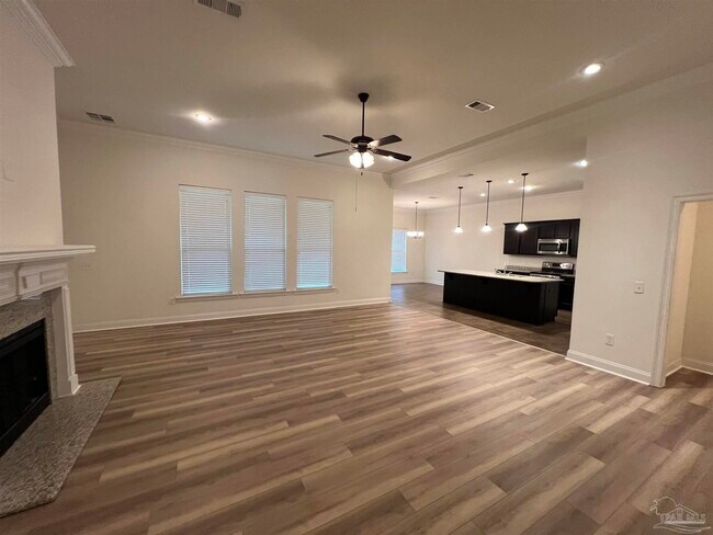 Building Photo - 4726 Pierce Ln