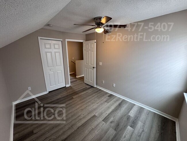 Building Photo - 3756 Dartford Dr