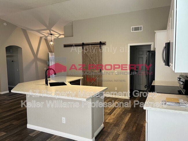 Building Photo - 7732 W Ocotillo Rd