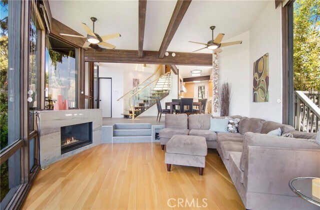 Building Photo - 785 Alta Vista Way