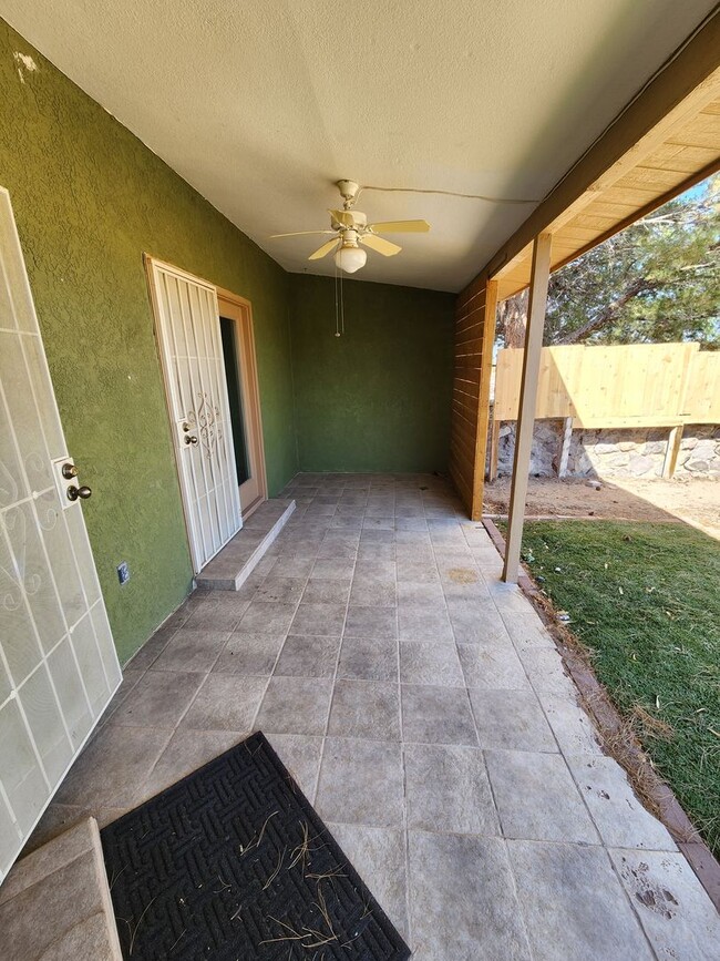 Building Photo - 2139 Sagecrest Ave