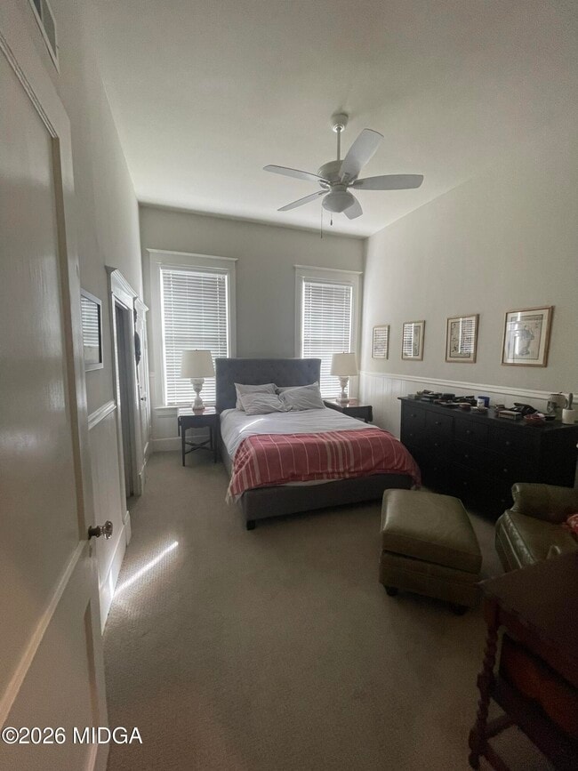 Building Photo - 1094 Georgia