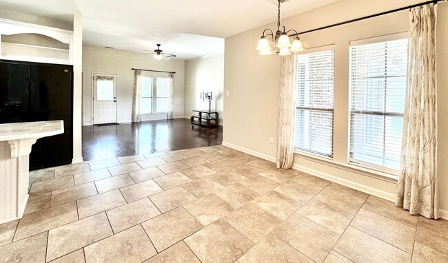 Building Photo - Move-In Ready 3 Bed, 2 Bath Home in Prairi...