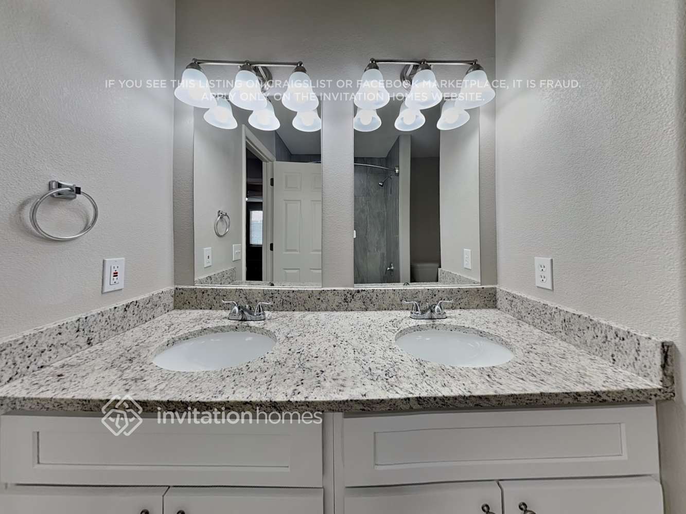 Building Photo - 1828 Silver Meadow Cir