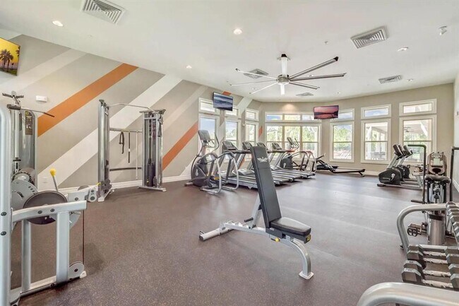 Building Photo - 17132 Edgemont Ln