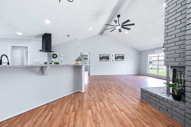Building Photo - 13402 Tara Oak Dr