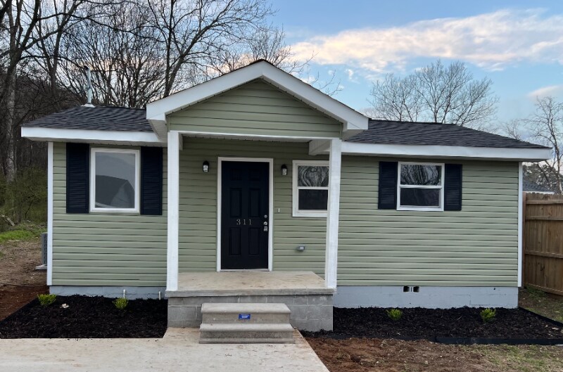 Primary Photo - 311 E Maple Ave