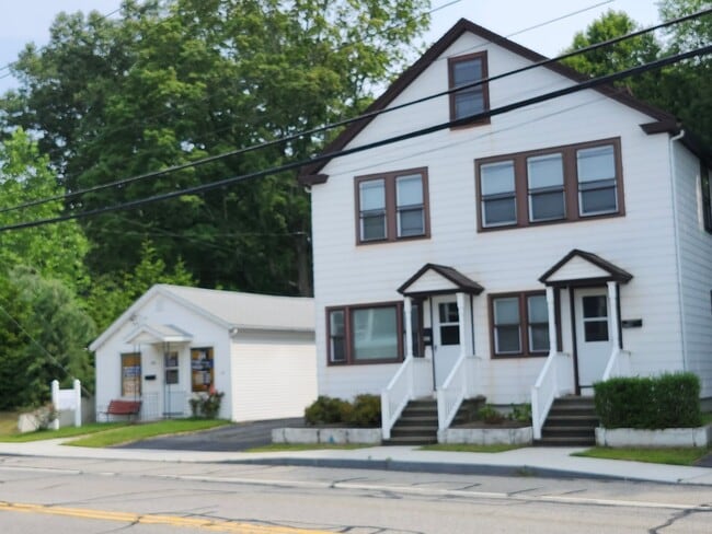 Primary Photo - 299-301-301 Providence Rd
