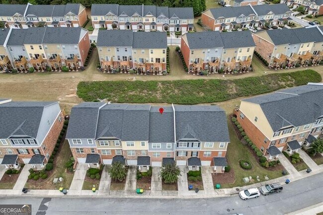 Building Photo - 805 Tulip Poplar Way