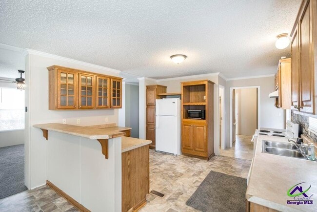 Building Photo - 158 Emerald Blvd