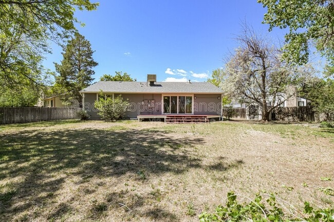 Building Photo - 11748 Fillmore Pl