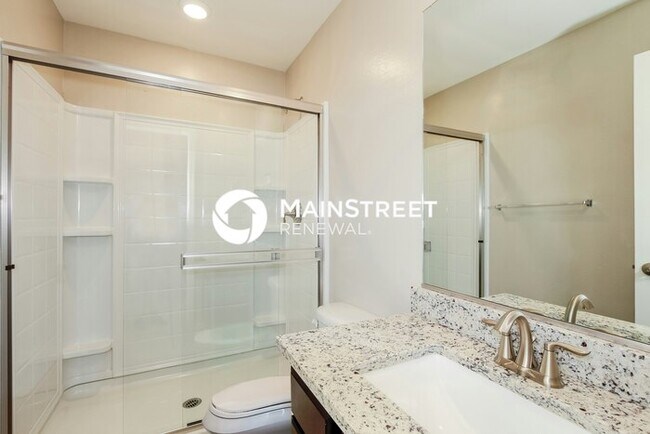 Building Photo - 4 Bedroom Pet-Friendly Home in Phoenix, AZ...