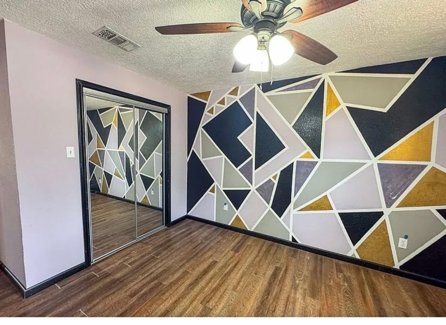 Building Photo - 18 Sutterfield Ln