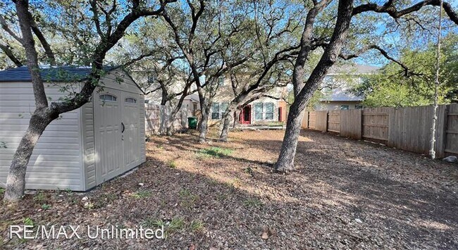 Building Photo - 4707 Shavano Ct