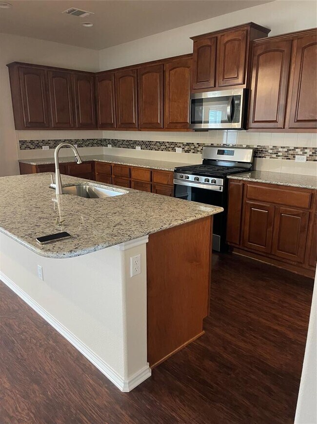 Building Photo - 3473 Pauling Loop