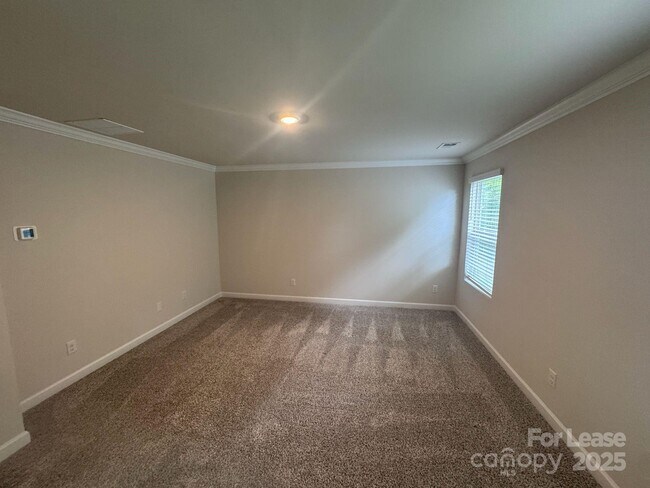 Building Photo - 125 Johns Cardinal Dr