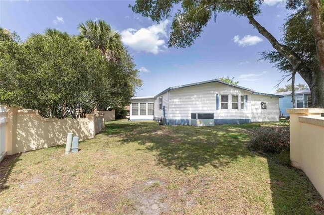 Building Photo - 1159 Paradise Dr