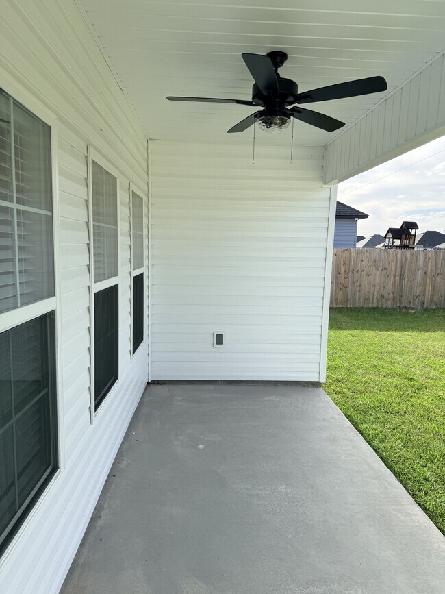 Building Photo - 3948 Lu Ln