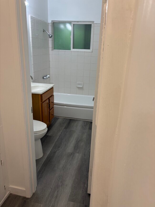 Building Photo - 14017 Dicky St