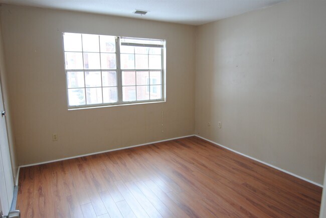 Building Photo - 3 Louisburg Square