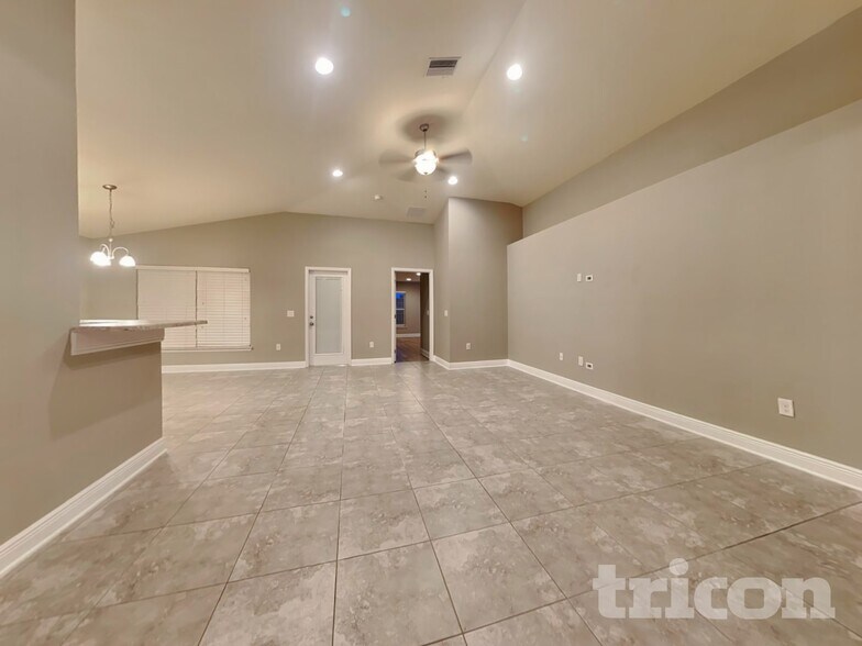 Building Photo - 14456 Barley Field Dr