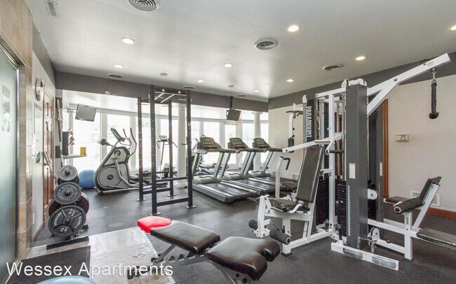Building Photo - 3130 Turnberry Ct