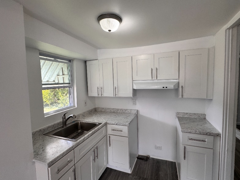 Building Photo - 1716 N 6th St