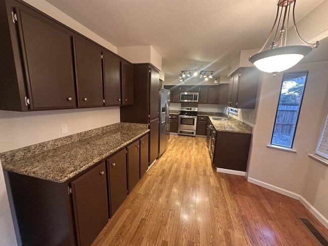 Building Photo - 4145 Rockford Dr