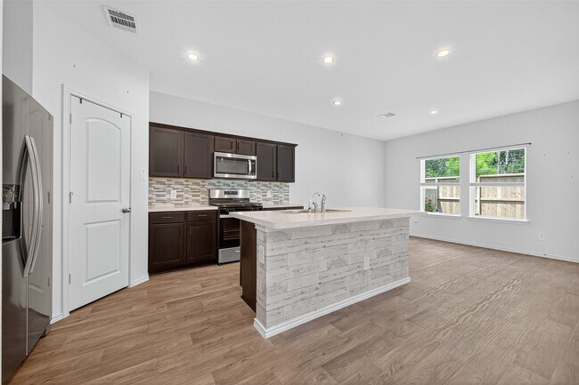 Building Photo - 14128 Upper Gardenia Ln